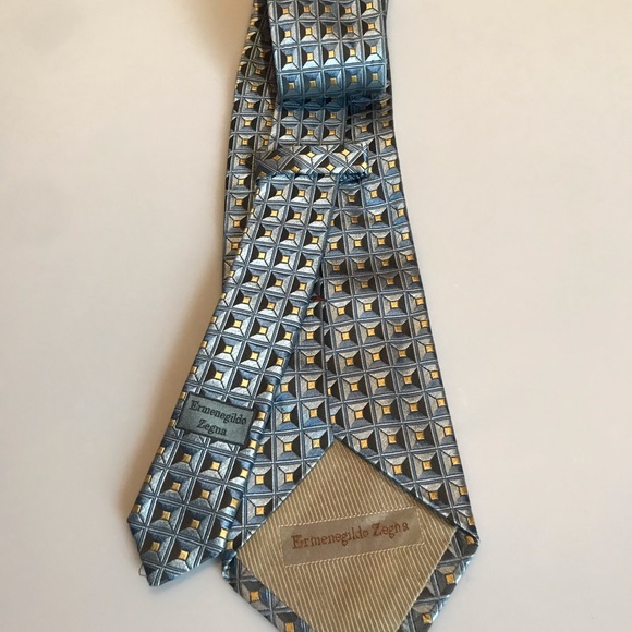 Men's tie - Picture 2 of 2